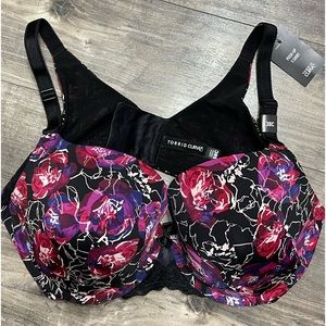 Women’s NWT Torrid bra 38C
